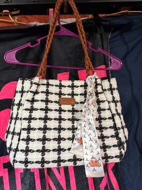 Meiduola YYDS Black and White Woven Tweed Tote Bag Braided Handles and Scarf